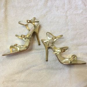 NWT Jennifer Lopez Gold Heels Size 6.5